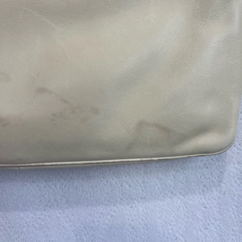 Frances Cobiasia Classic Leather Cream Shoulder Hobo Buckle Bag Made in Italy